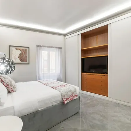 شقة فندقية Bmga L Viapaola43 Palace 4*