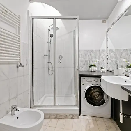 Aparthotel Bmga L Viapaola43 Palace Rome