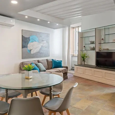 Bmga L Viapaola43 Palace 4* روما