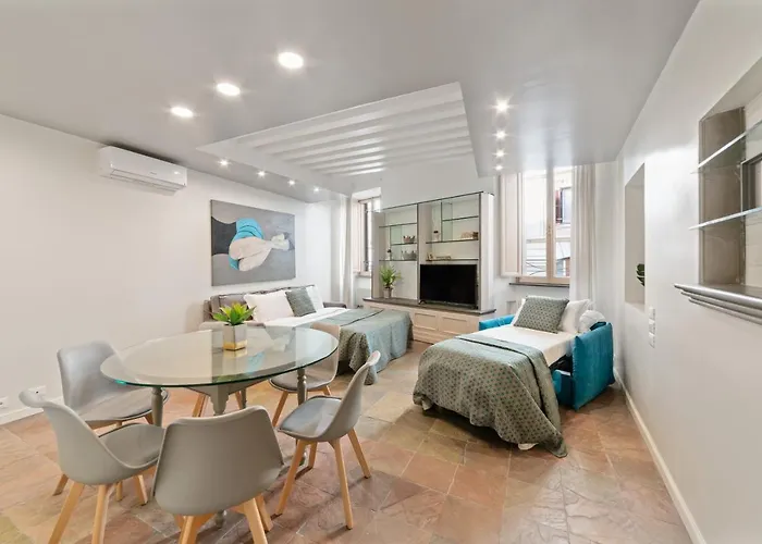 Bmga L Viapaola43 Palace 4*