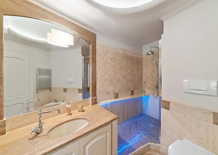 Bmga L Viapaola43 Palace